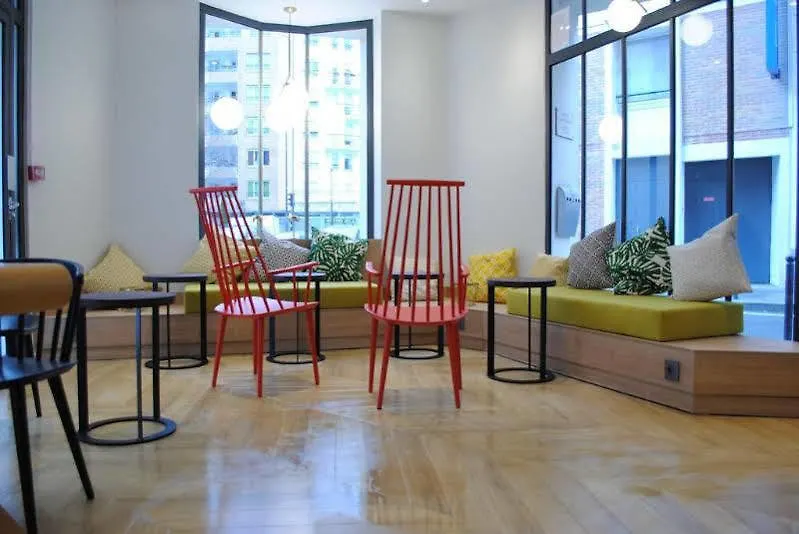 Ibis Styles Nation Porte De Montreuil Szálloda 3*
