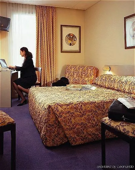Ibis Styles Nation Porte De Montreuil Hotel